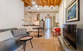 Crocetta Modern Flat